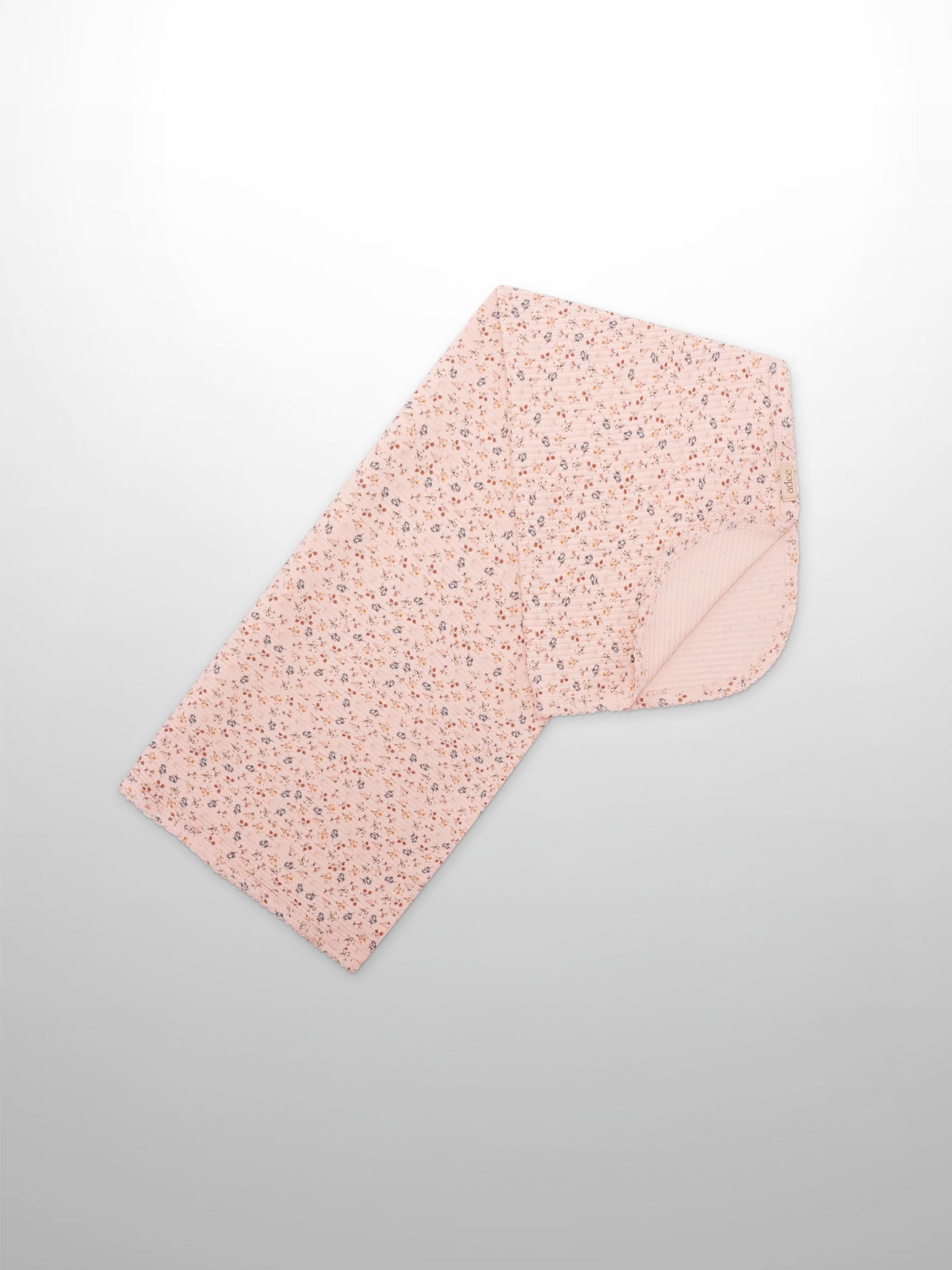 Petit Floral Blanket