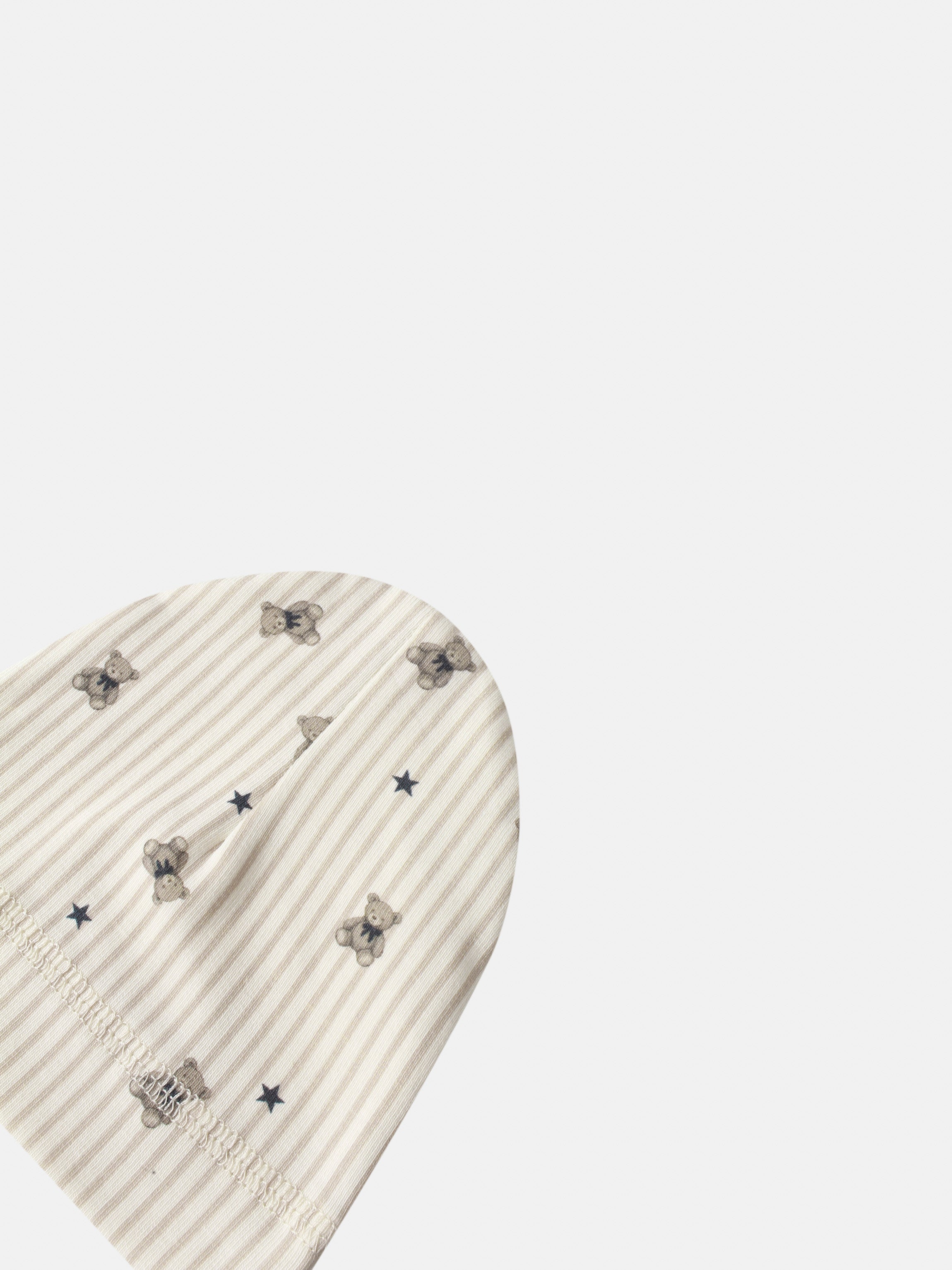 Striped bear hat for boys, beige fabric with small teddy bears and stars.