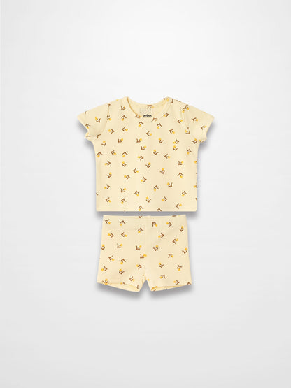 Butter Yellow Tulip Short Sleeve T-shirt &amp; Shorts Set