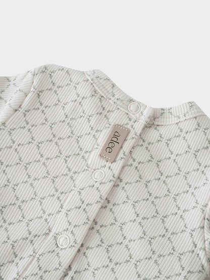 Tendril Vines Stretchy &amp; Bonnet- Grey