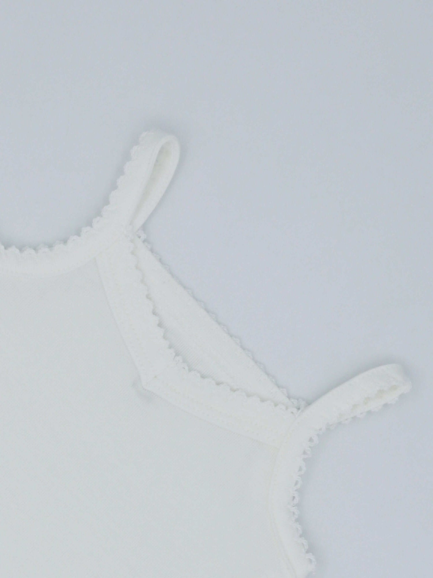 V-Neck Undershirt With Lace - 3 Pack