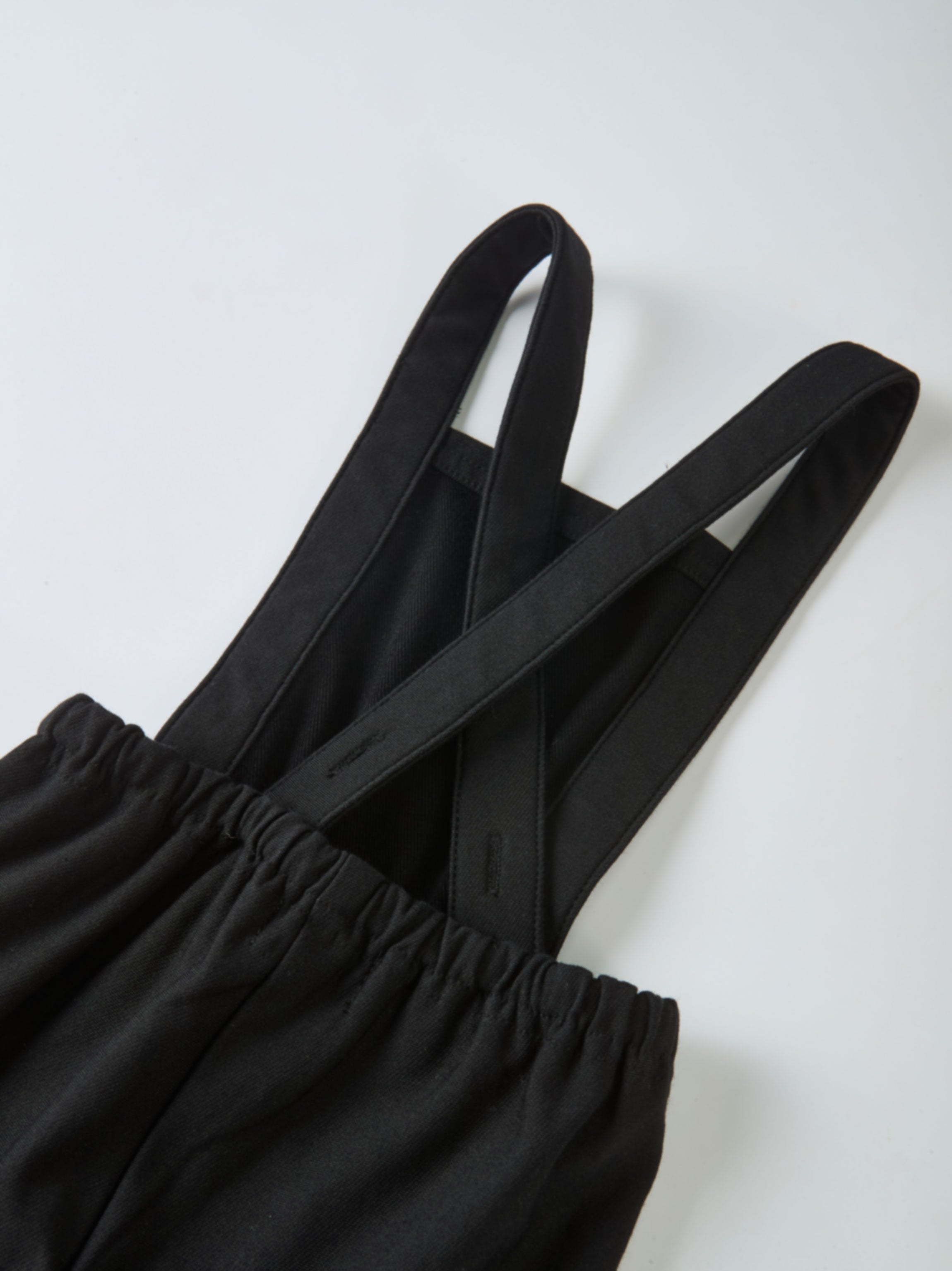 Denim overalls black by Adee, unisex with wide shoulder straps and elastic waist.