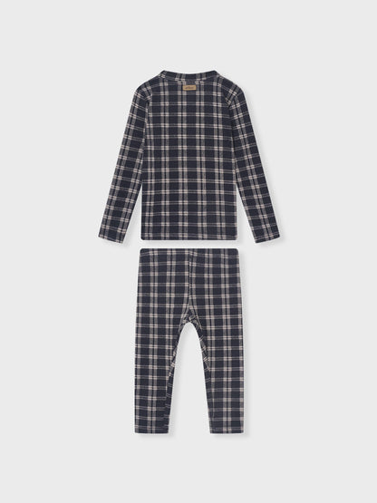 Adee plaid pajamas for boys in navy blue and cream, long-sleeve top with matching pants (2-piece set)