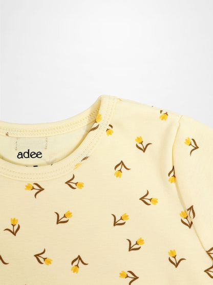 Butter Yellow Tulip T-shirt - Short Sleeve