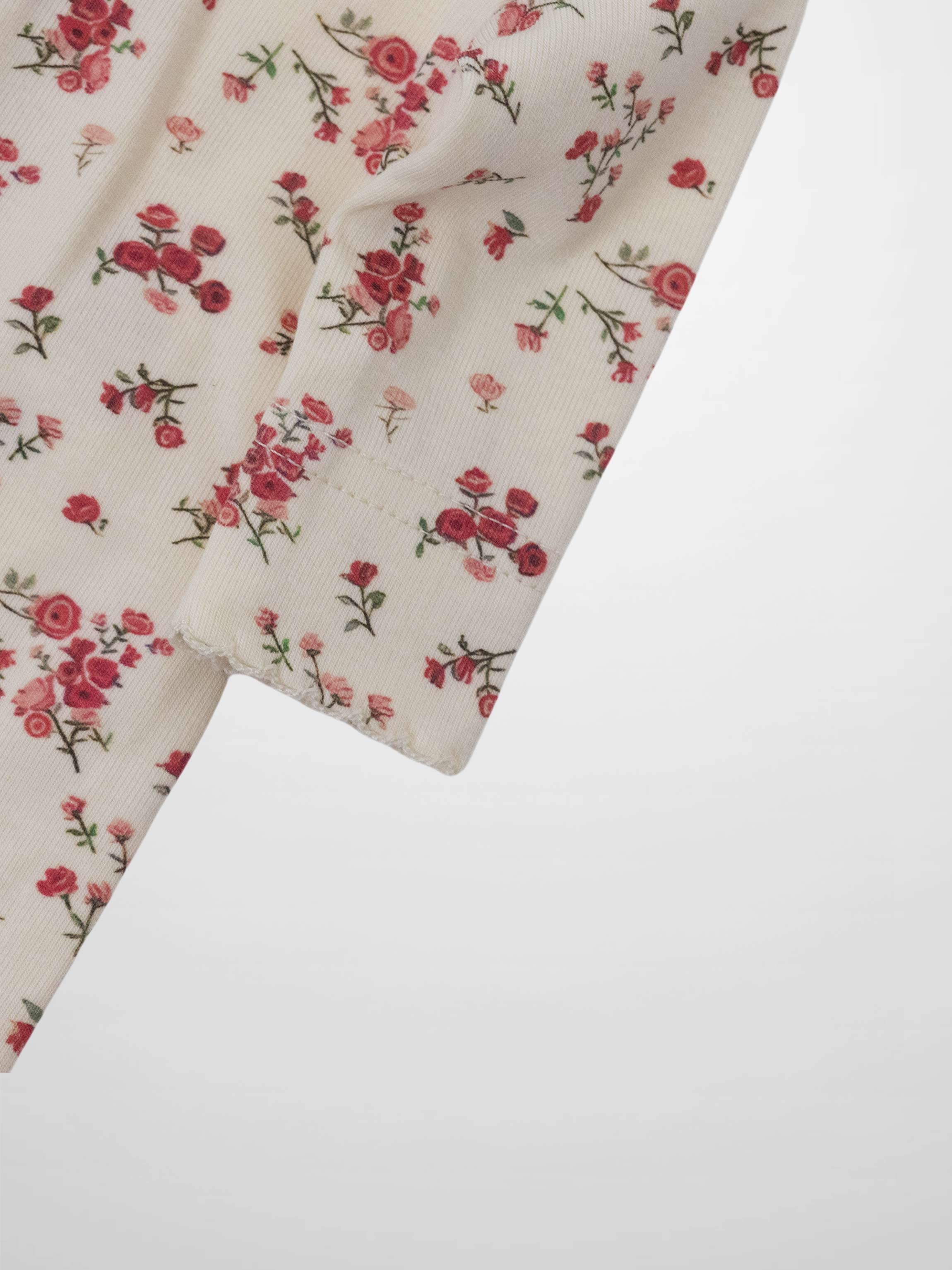 Winter Roses Stretchy