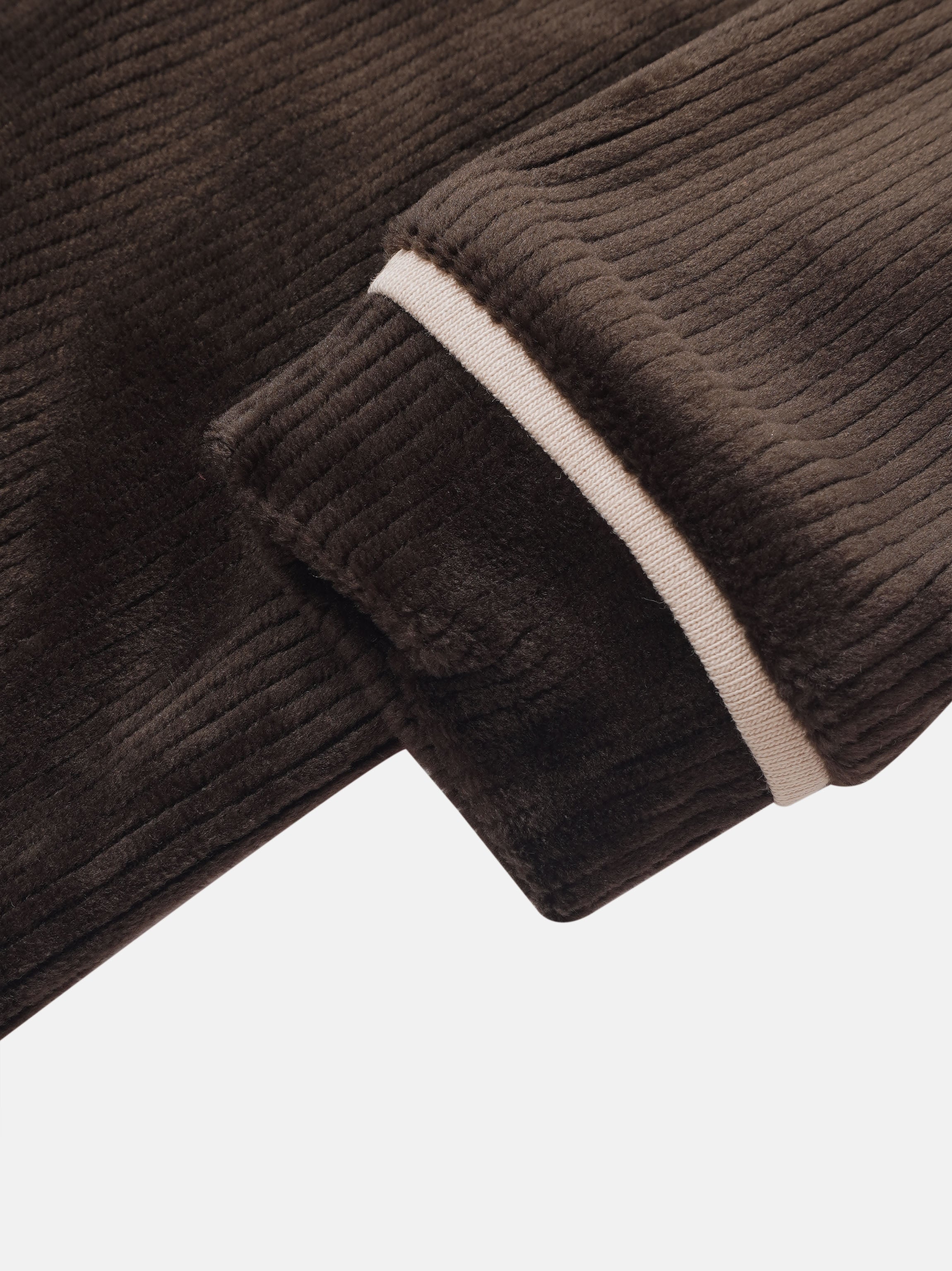 Ribbed velour boys pajamas in brown with beige cuffs